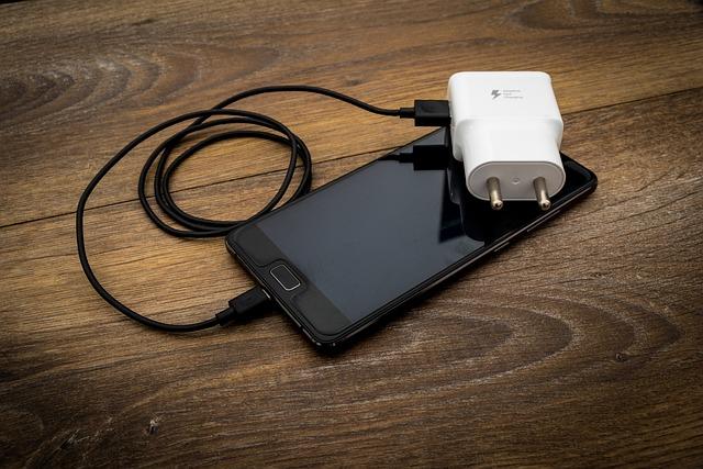 Exploring ​Design and portability of the MagSafe‍ Duo charger